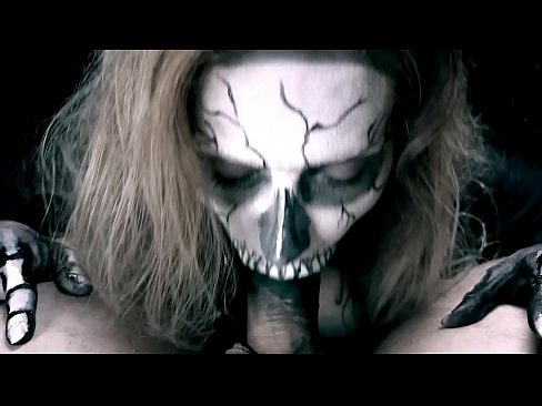 ❤️ Demoniczna dziewczyna ssąca kutasa swoimi czarnymi ustami i połykająca spermę. ☑ Super porn at pl.risegame.top ☑